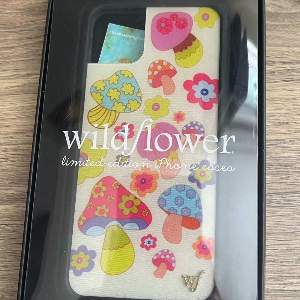 Wildflower 11 pro max Groovy Shrooms